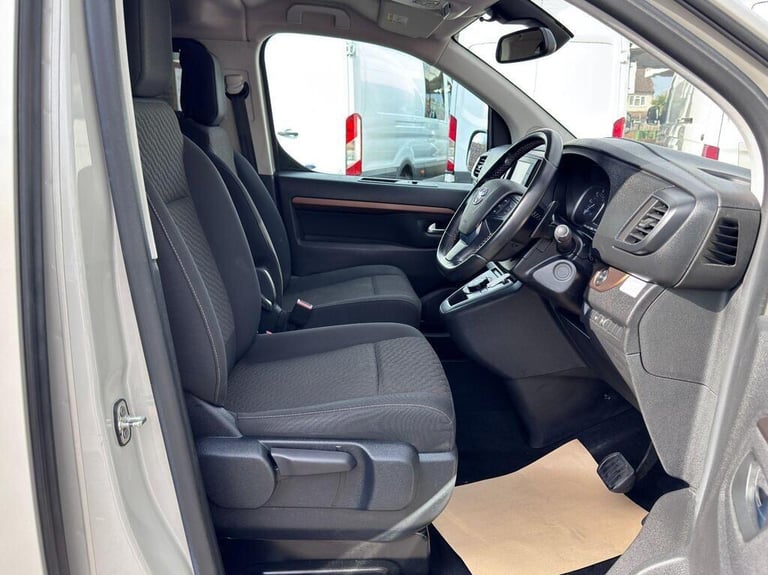 2020 Toyota PROACE CITY Verso 2.0D Family Medium MPV 5dr Diesel Auto MWB Euro 6 (s/s) (8 Seat) (1...