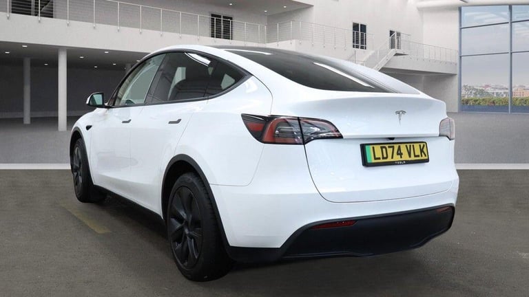 2024 Tesla Model Y Long Range Auto RWD 5dr MPV Electric Automatic