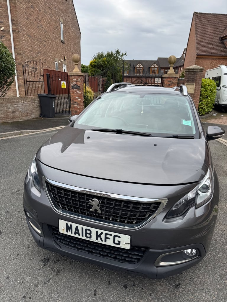 Peugeot, 2008, Hatchback, 2018, Manual, 1199 (cc), 5 doors