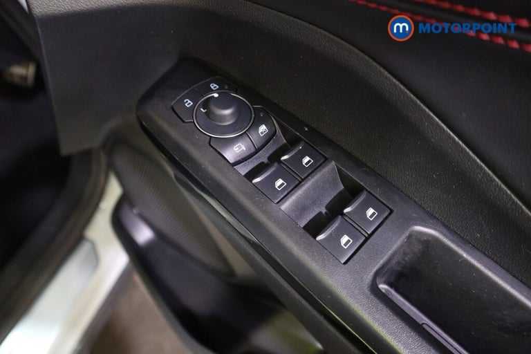 2025 Ford Puma 1.0 EcoBoost Hybrid mHEV ST-Line 5dr DCT SUV Petrol Automatic