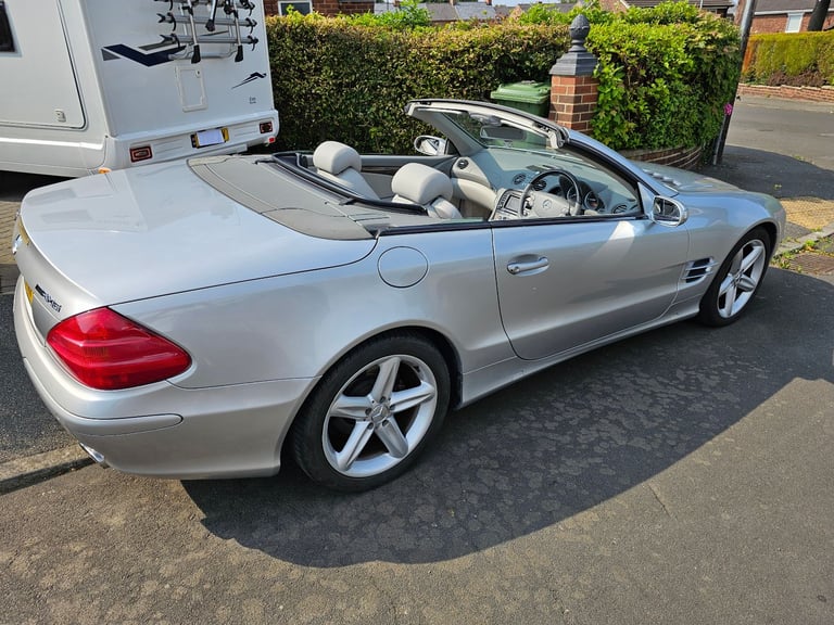 Mercedes-Benz, SL SERIES, Convertible, 2005, Semi-Auto, 3724 (cc), 2 doors
