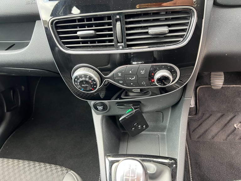 2017 Renault Clio 0.9 TCE 90 Dynamique S Nav 5dr HATCHBACK Petrol Manual