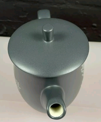 Coffee pot from Johnstone 