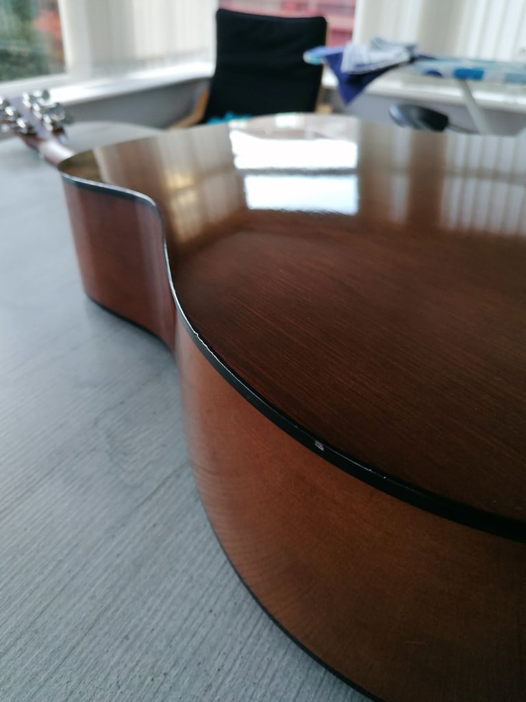 Yamaha F310 Acoustic Guitar