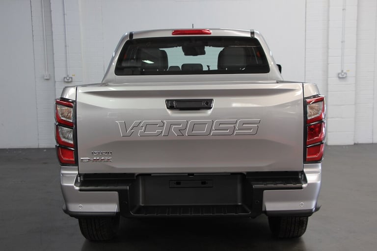 1969 Isuzu D-Max 1.9 TD V-Cross Double Cab Auto 4WD [164] (UNSTOPPABLE V-CROSS £2500+VAT OFF Pick...