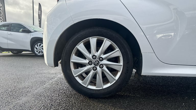 2022 Toyota Yaris 1.5 Hybrid Icon 5dr CVT Hybrid Hatchback Hatchback Hybrid Automatic