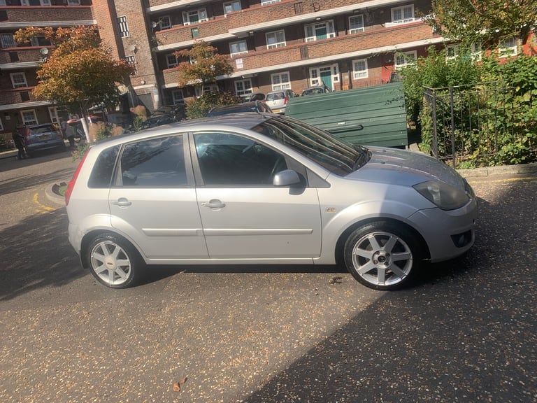 Ford, FIESTA, Hatchback, 2008, Manual, 1388 (cc), 5 doors