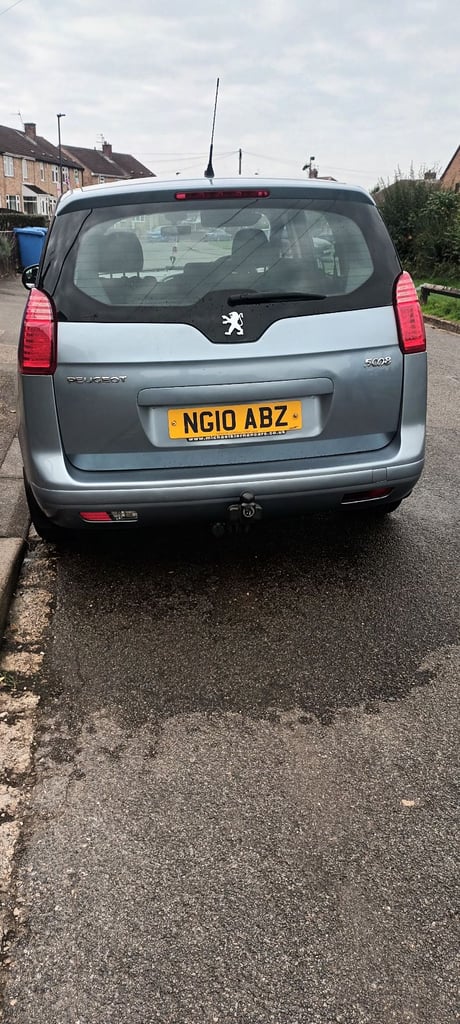Peugeot, 5008, MPV, 2010, Manual, 1997 (cc),5 doors - Image 3