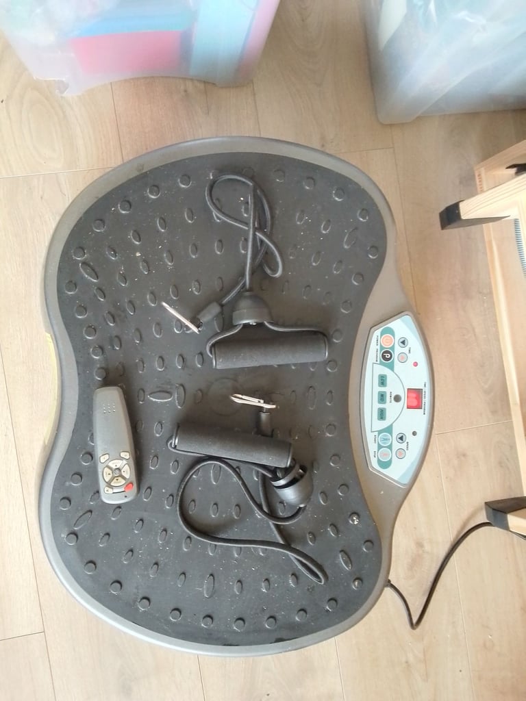 Virbo motion plate with ropes and remote control