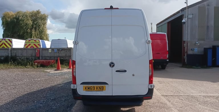 Mercedes-Benz Sprinter 316 CDI 163 L3H2 LWB HIGH ROOF RWD
