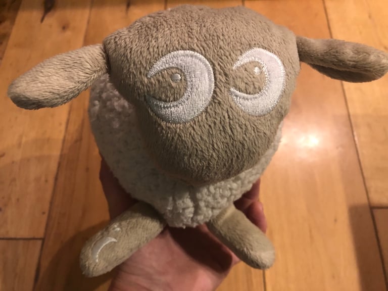 Ewan  Deluxe baby shushing sleep sheep