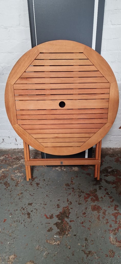 Argos home Newbury 4 seater folding patio table only - solid wood 