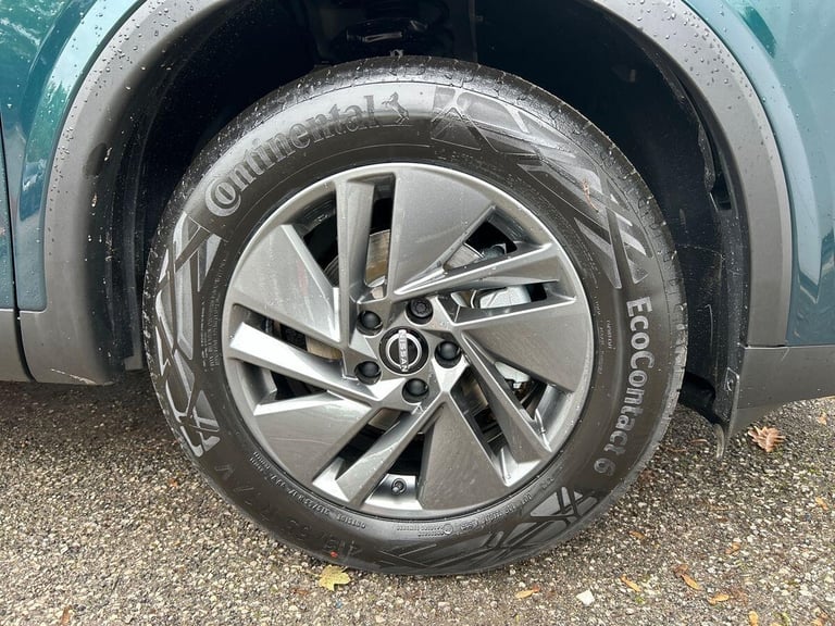 2025 Nissan Qashqai 1.3 DiG-T MH Acenta Premium 5dr HATCHBACK PETROL Manual