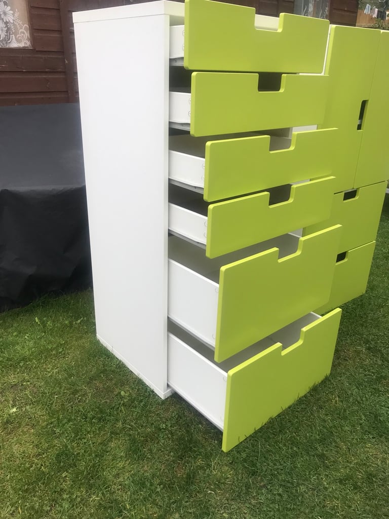 Kids wardrobe and drawers 
