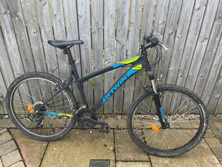 image for Decathlon btwin rock rider mountain bike. Medium frame 