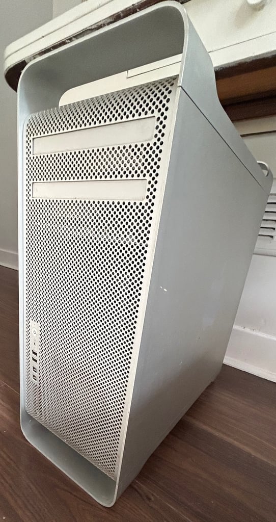 image for Apple Mac Pro 5,1 (Mid 2010 Server)