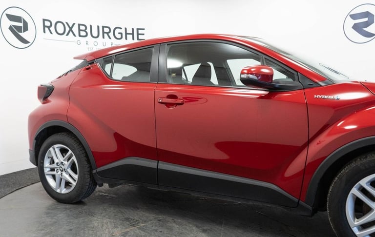 2022 TOYOTA C-HR 1.8 VVT-H GPF ICON SUV 5DR PETROL HYBRID CVT EURO 6 (S/S) (122 