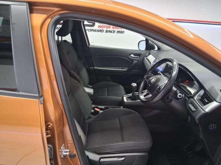 2021 Renault Captur 1.0 TCe Iconic SUV 5dr HATCHBACK Petrol Manual