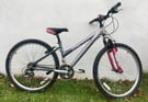 Girl&#039;s Mountain Bike with Shimano gears - Suitable for approx. age 8 -12 (height dependent)