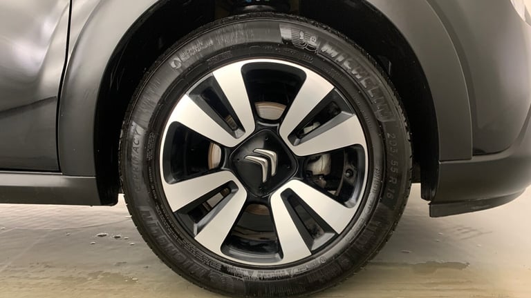 2024 Citroen C3 1.2 PureTech PLUS Hatchback 5dr Petrol Manual Euro 6 (s/s) (83 ps) Hatchback Petr...