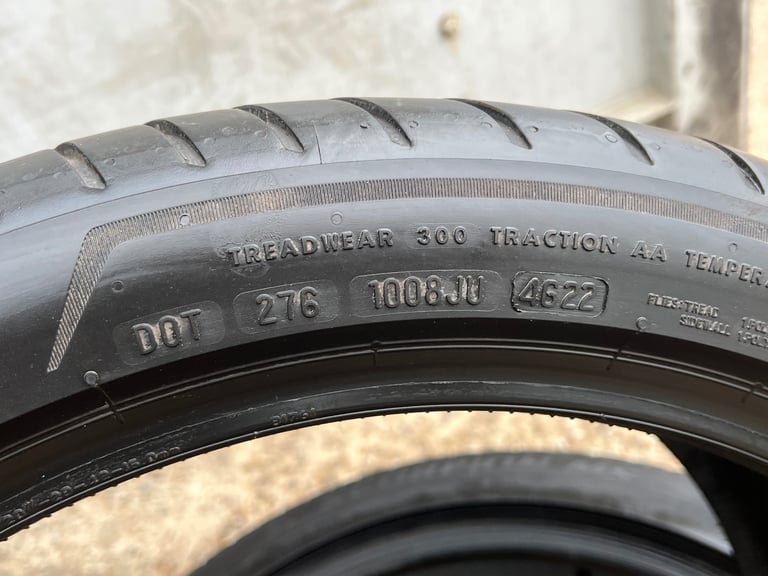 255 40 R20 101Y XL BRIDGESTONE POTENZA , Tread  5.1mm (E7338) Tested