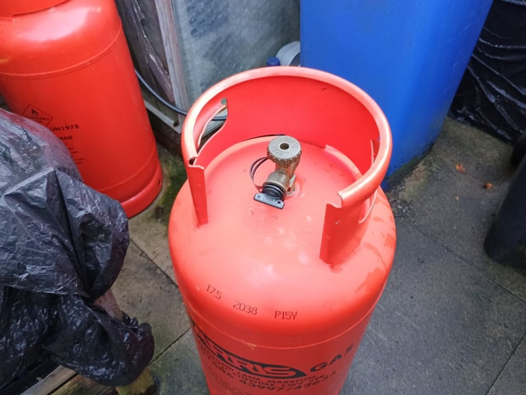 PROPANE GAS - [only x1 left] 18kg FULL BOTTLE £80 CASH