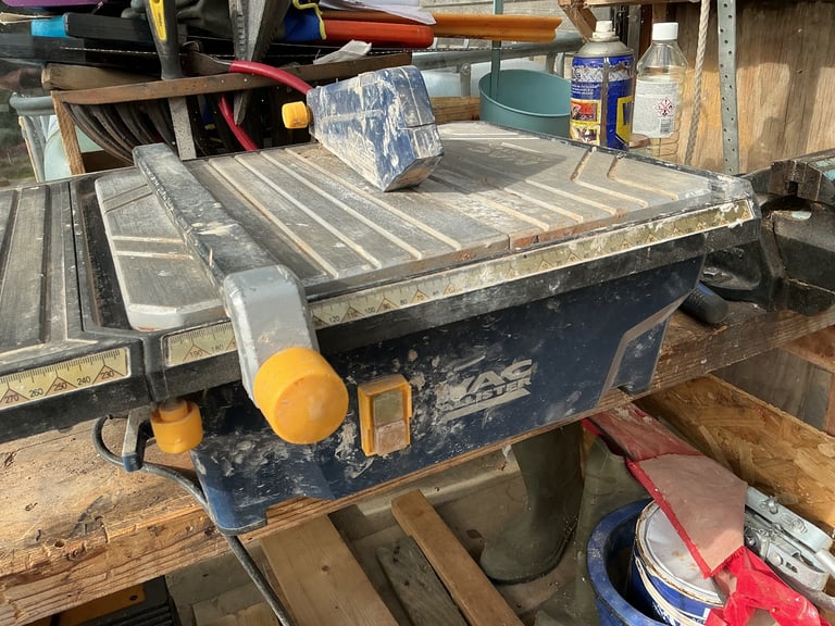 Tile Cutter