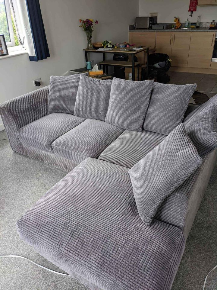 L Shaped with Cushions 4 Seater