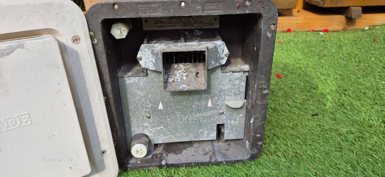 CARVER CASCADE 2 gas water heater for camper caravan motorhome boat.