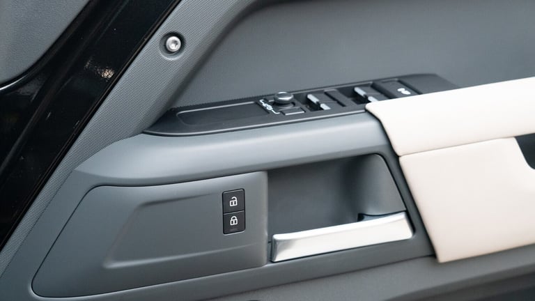 2022 Land Rover Defender (72 Reg) 110 3.0 D250 X-Dynamic S Estate Diesel Automatic