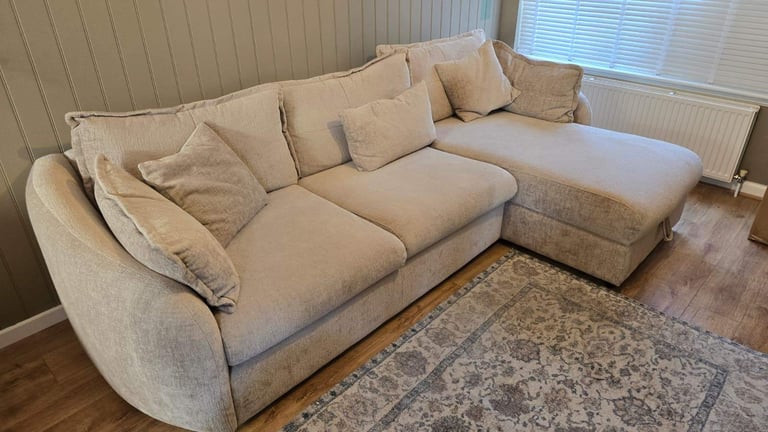 3 Seater L Shaped Sofa with Sofabed