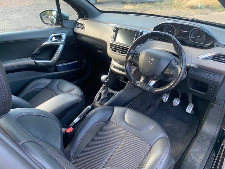 Peugeot, 208, Hatchback, 2014, Manual, 1598 (cc), 3 doors