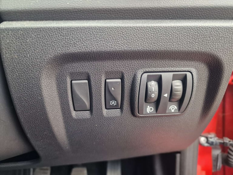 2018 Renault Captur 0.9 TCE 90 Dynamique S Nav 5dr HATCHBACK PETROL Manual