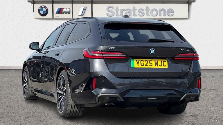 2025 BMW i5 250kW eDrive40 M Sport Pro 84kWh 5dr Auto Estate Electric Automatic