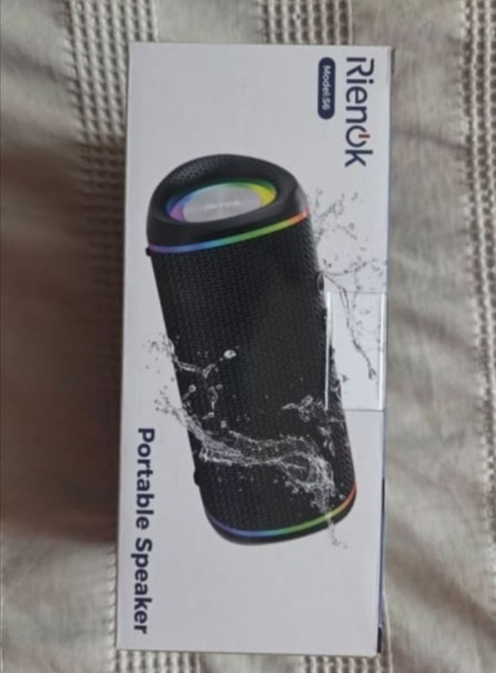image for BNIB BLUETOOTH SPEAKER 