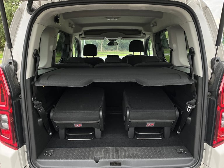  Vauxhall Combo Life 1.2 Turbo Elite MPV 5dr Petrol Auto Euro 6 s/s 7 Seat 130