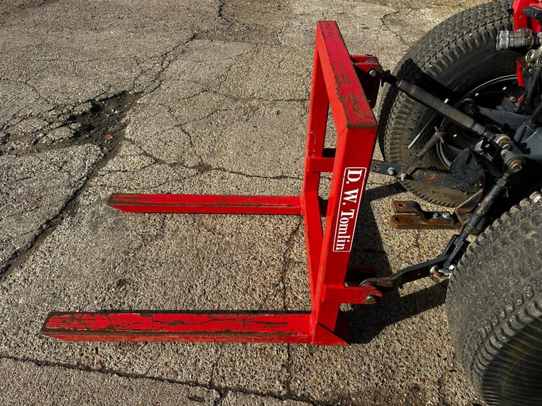 image for Used Tomlin Rear Pallet Forks 1500KG 42" forks