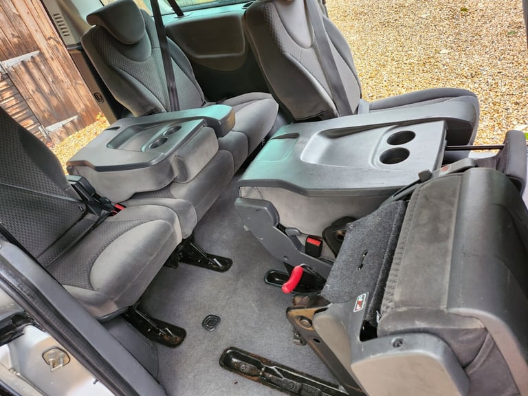 2013 (13) Fiat Scudo 2.0JTD MultiJet Panorama Family-Combi 8-Seater - Very Nice!