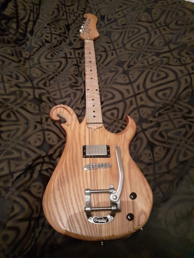 image for HAND MADE ELECTRIC GUITAR, BIGSBY, P90, ASH BODY 
