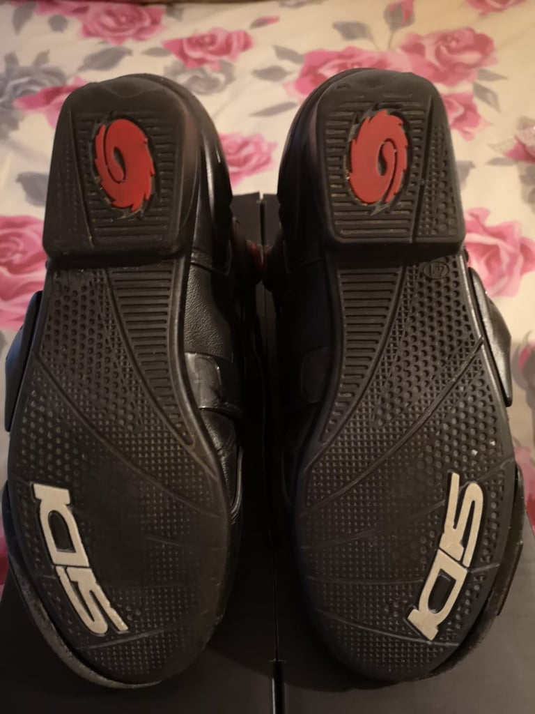 SIDI streetburner motorcycle ankle boots