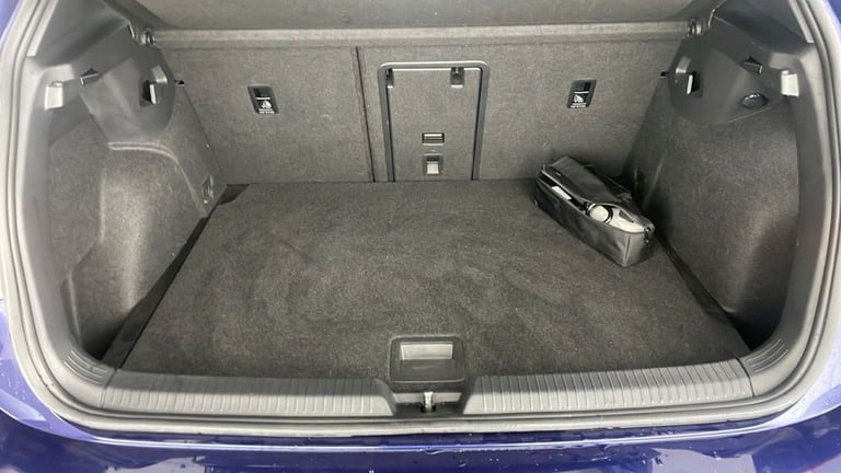 2022 22 VOLKSWAGEN GOLF 1.5 TSI R-LINE HATCHBACK 5DR PETROL MANUAL EURO 6 (S/S) 