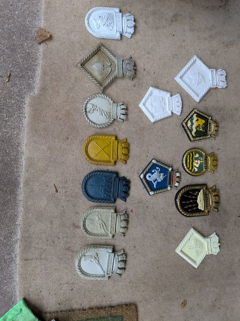 image for RN Shops Crests