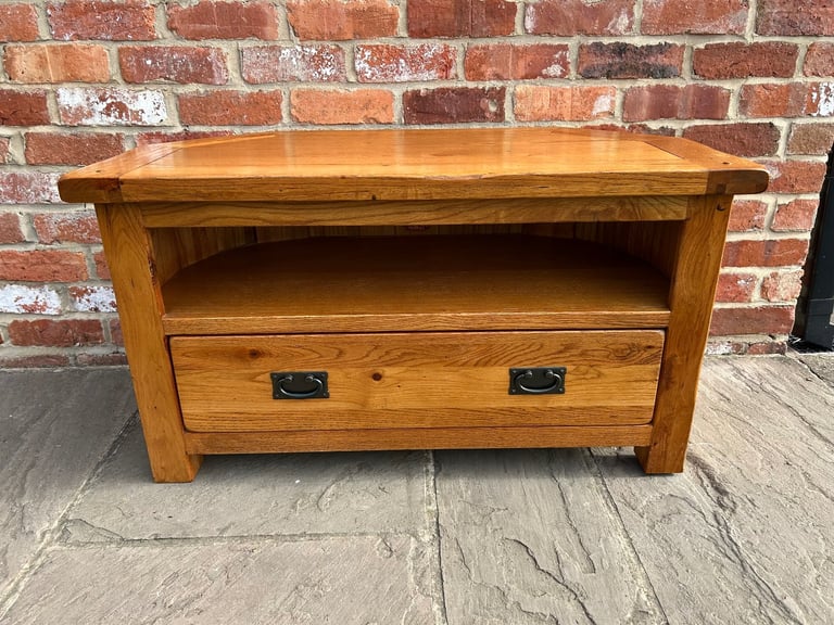 Rustic Solid Oak Corner TV Stand - Excellent Condition 