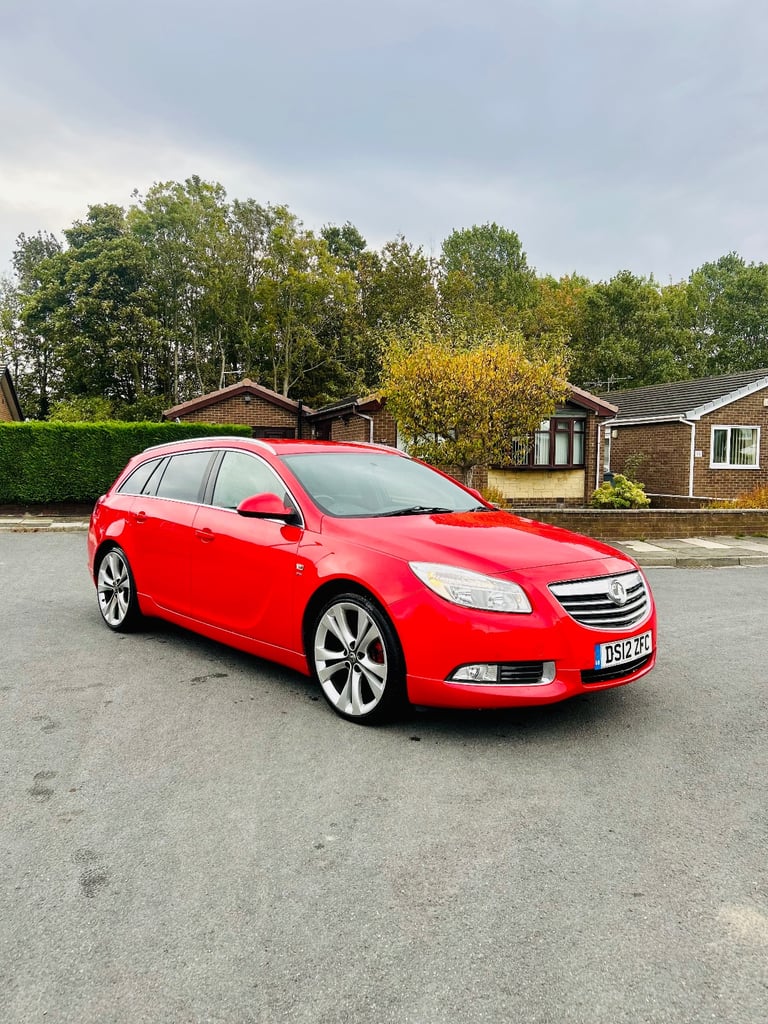 image for Vauxhall Insignia VX Line ESTATE MEGA LOW MILES