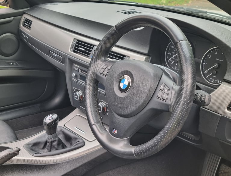 2010 BMW 3 Series 320i M SPORT CONVERTIBLE CONVERTIBLE Petrol Manual