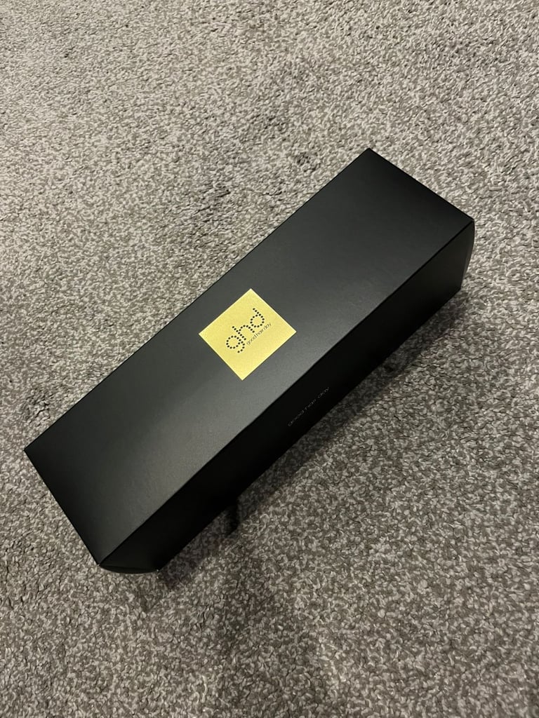 image for GHD gold max hair straightener NEW IN BOX