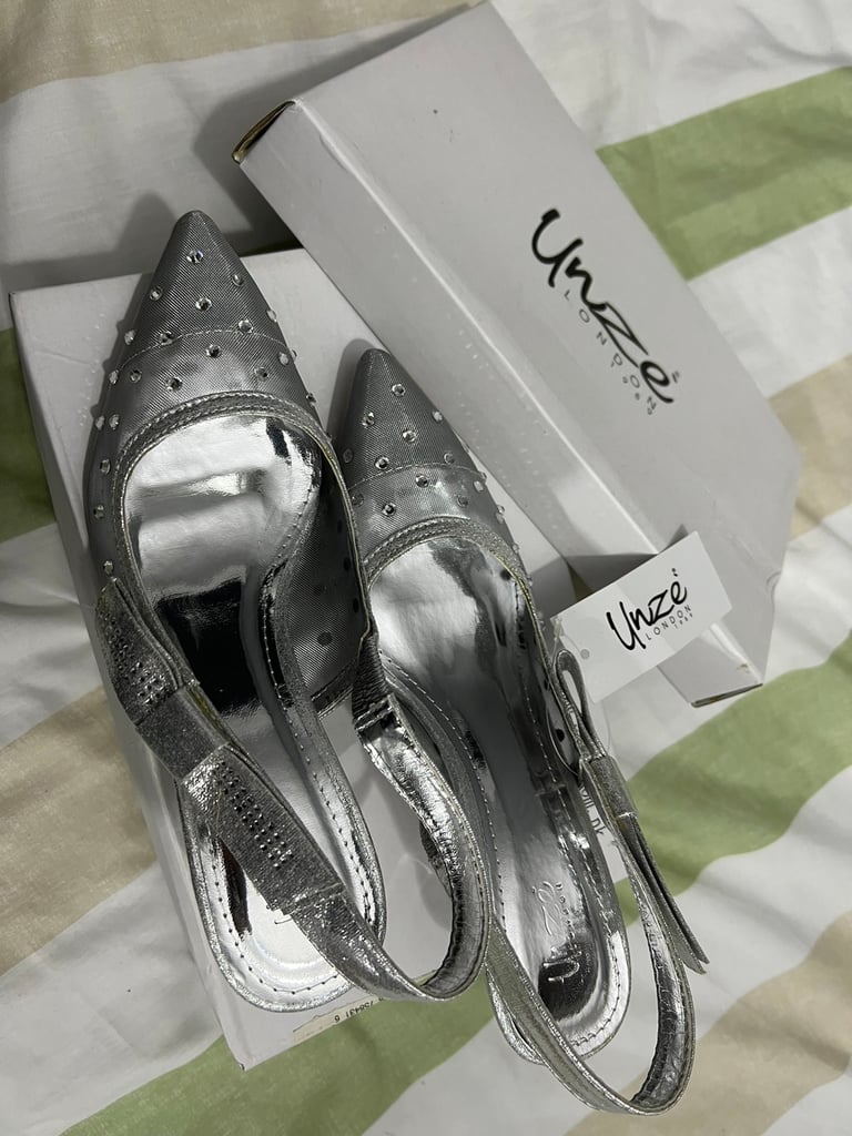 Silver hot sale heels sale