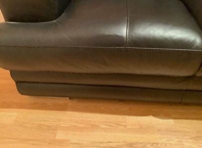 DFS FURNITURE 3-SEATER LEATHER SOFA