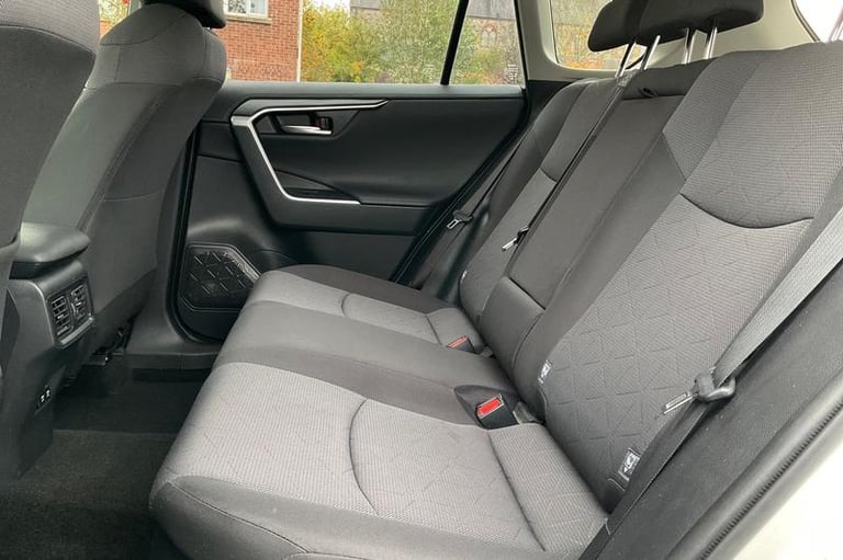 2020 Toyota RAV4 2.5 VVT-i Hybrid Design 5dr CVT**REAR CAMERA - FRONT &amp; REAR SENSORS - POWER ...