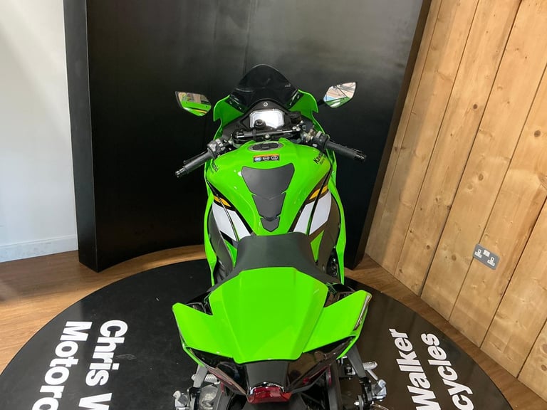 Kawasaki Ninja ZX10R KRT PERFORMANCE 2025 LAST ONE! SAVE £2000 FREE UK DELIVERY!
